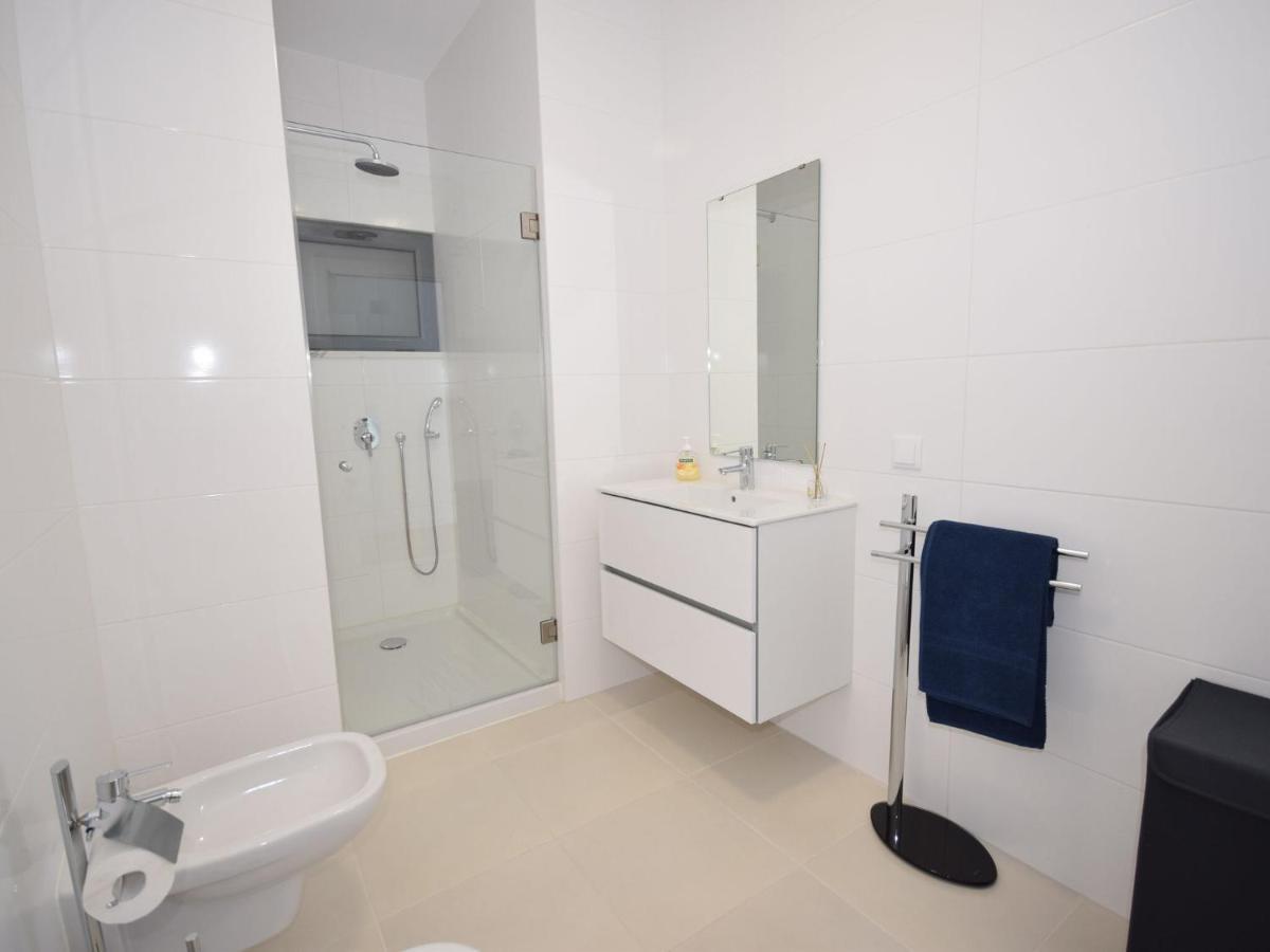 Modern Villa With Private Pool Near The Beautiful Beach Of Foz De Arelho Nadadouro 외부 사진